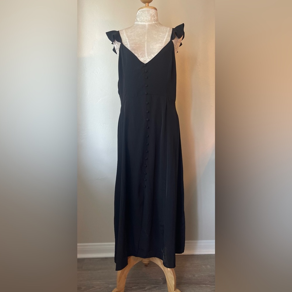 Forever 21 black ling dress size Xl